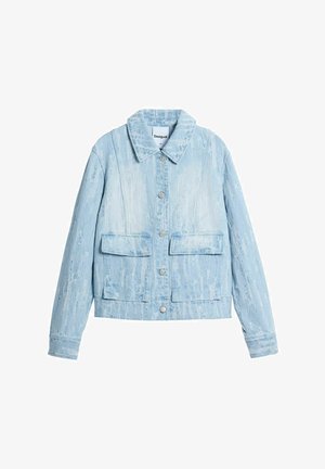 Svijetloplavi traperjakna s ovratnikom, prednjim gumbima, dva džepa na prsima i teksturiranim, izblijedjelim završetkom.