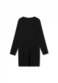 Vestido negro de manga larga con escote redondo, con corte recto, pequeña abertura trasera y tela texturizada.
