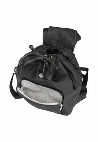 Sac à dos en nylon noir avec cordon de serrage et bretelles réglables, équipé d'une poche zippée à l'avant avec une doublure à motifs et des accessoires en métal argenté.