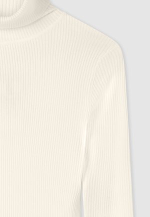 Sweter na szyję z prążkowanej dzianiny w kolorze ecru. Charakteryzuje się dopasowanym krojem i miękką teksturą, ma wysoką stójkę i długie rękawy.