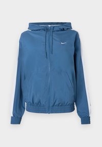 Nem kiválasztott, mystic navy/white/sail