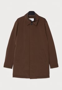 Seleccionado, dark brown