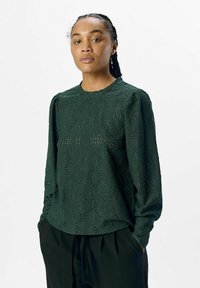 Unselected, pine grove