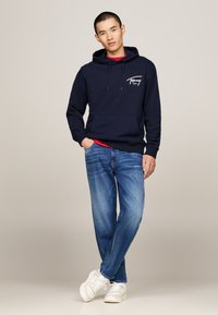 Tommy Jeans ENTRY GRAPHIC HOODIE UNISEX - Sportska majica - dark night navy