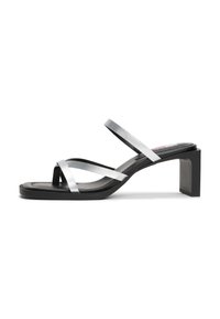 THE SOHO - Sandales tongs - silver