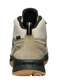 Braune und graue wasserdichte Wanderschuhe mit einem Obermaterial aus Wildleder und Mesh, strukturiertem Fersenbereich und Gummisohle mit einem strukturierten Profil.