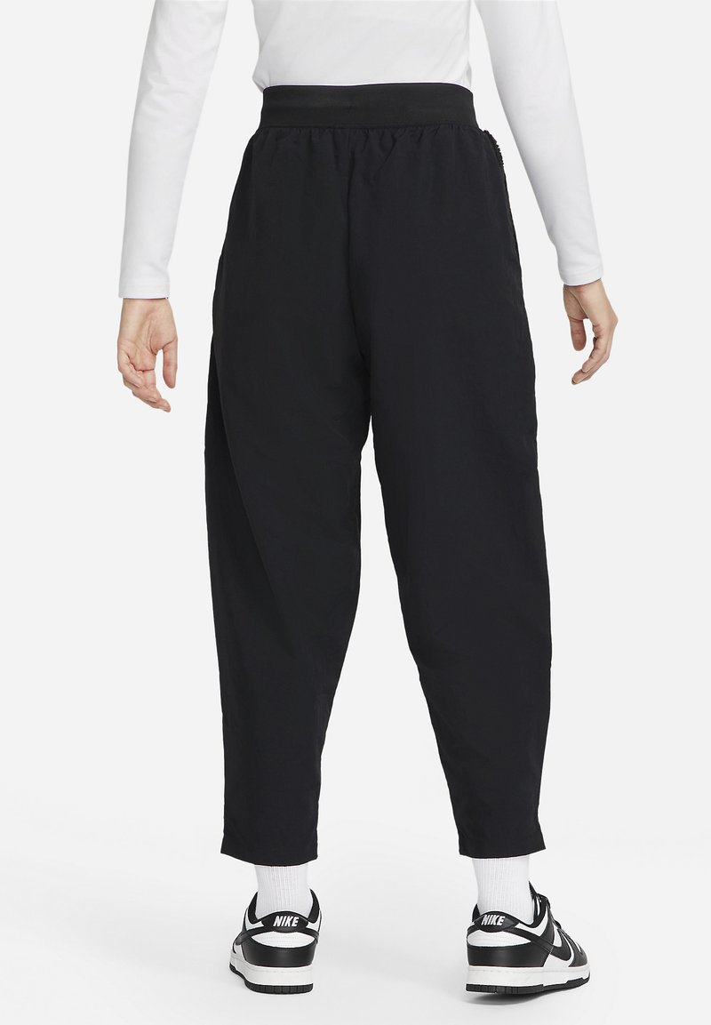 Nike Sportswear High-Waisted Essential Jogginghose black/white