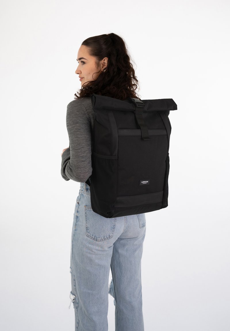 Larkson NO 2 ROLLTOP Rucksack schwarz/black Zalando.ie
