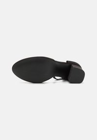 Anna Field Klasične cipele s visokom petom - black