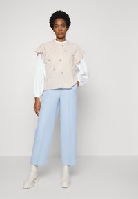 Modström OLAV - Camisola - cream milk