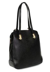 Borsa tote in pelle nera con finitura texturizzata, forma strutturata, due manici lunghi e dettagli in metallo dorato. Inclusa tasca laterale con zip.