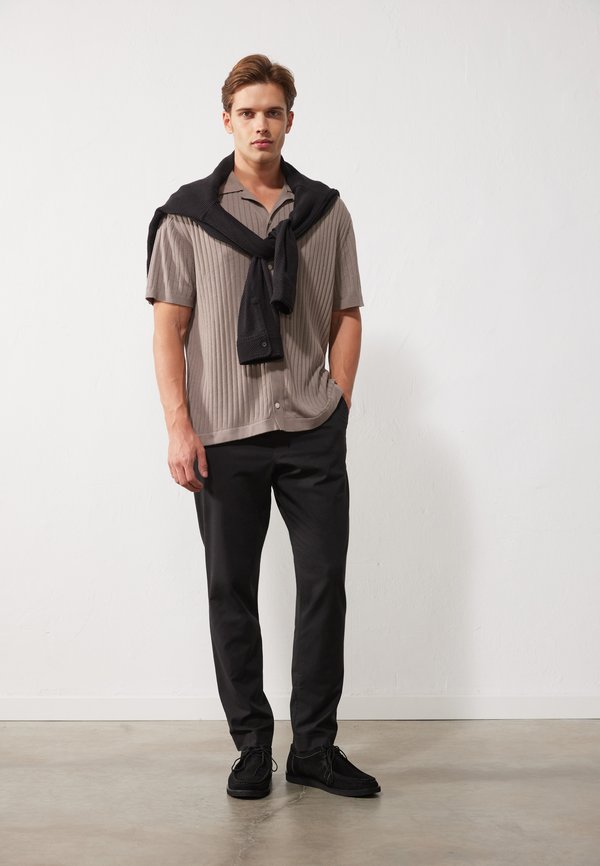 LEATHER - Sportlicher Schnürer