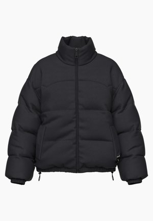 Zwarte pufferjack met hoge kraag, volledige rits, gestikte ontwerp, elastische manchetten en trekkoorden aan de onderkant voor een verstelbare pasvorm.