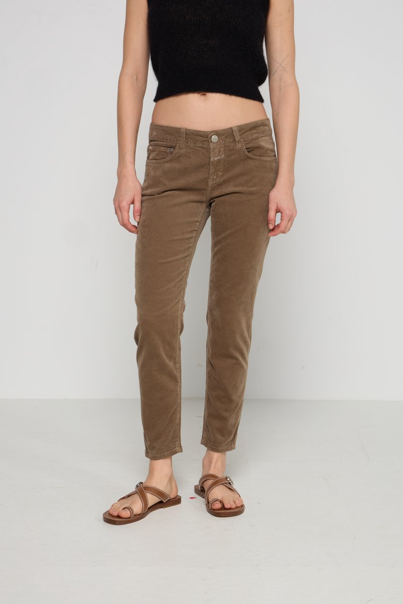 closed Broek groen closed Broek groen