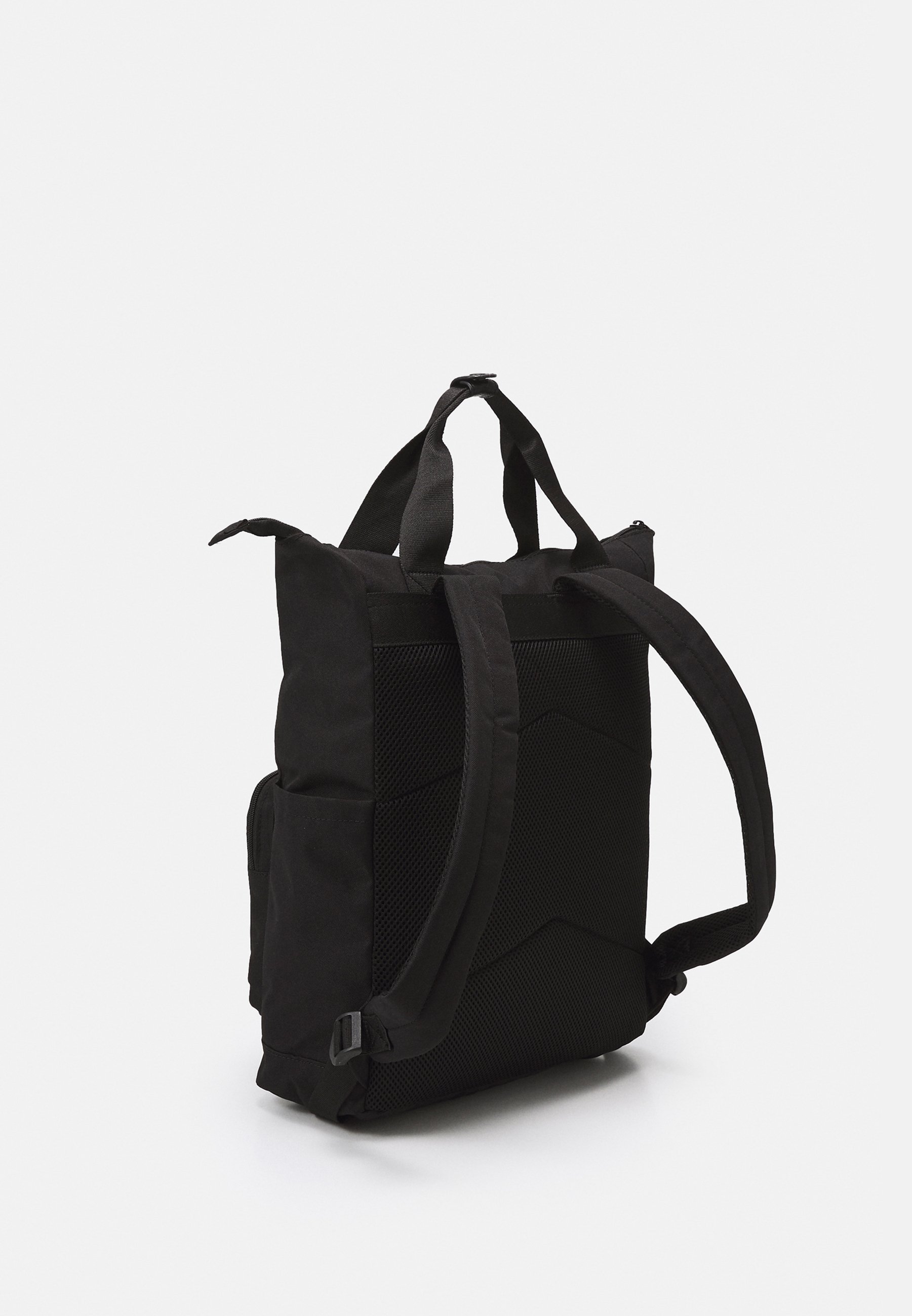 pier one unisex backpack
