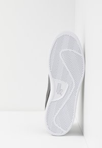 Puma SMASH V2 - Sapatilhas - castlerock/black/white