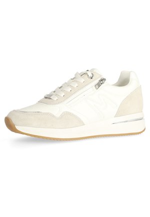 Biało-beżowy sneaker z detalami z zamszu, białe sznurówki, boczny zamek błyskawiczny, tłoczone logo oraz podeszwa z gumy.