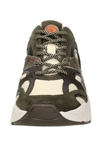 Sneaker met een mix van olijfgroen suède en crèmekleurig gaas. Beschikt over getextureerde bruine accenten en gestreepte veters. Ronde neus en gevoerde zool.