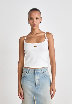 DESA - Topp - white