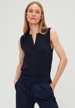 Top - navy