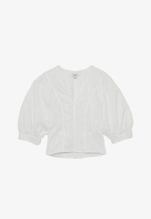 Biała bluzka z bufkami o długości trzy czwarte rękawa, dekoltem w serek i dopasowaną talią.