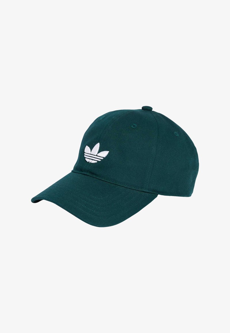 Tumši zaļš beisbola cepure, kas izgatavota no auduma, ar baltu izšūtu logo, kurā attēlotas trīs lapas. Ar izliekto vizieri un regulējamu siksnu aizmugurē.