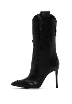 High heeled boots - black