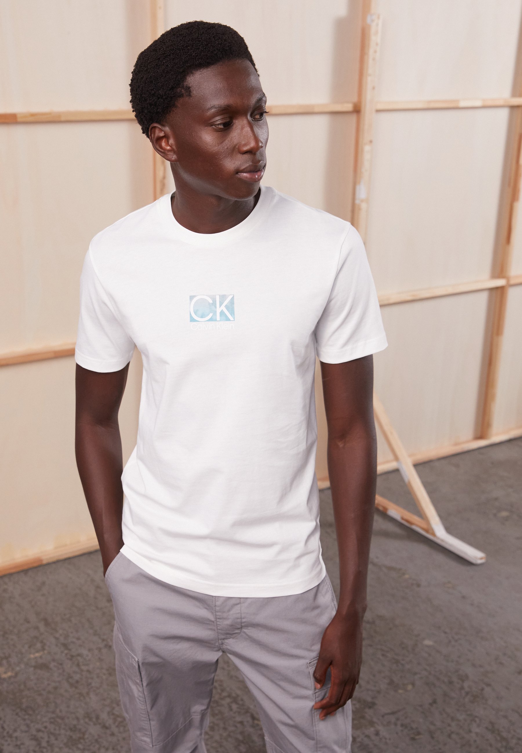 BOX TEE - Print T-shirt - ecru 