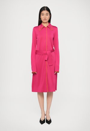 DIANE DRESS - Kreklkleita - beet pink