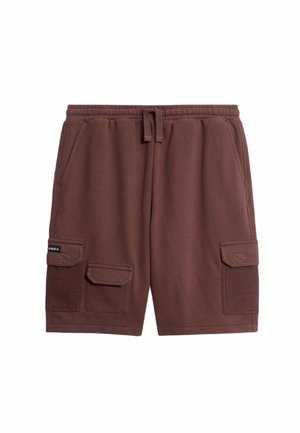 Shorts - red