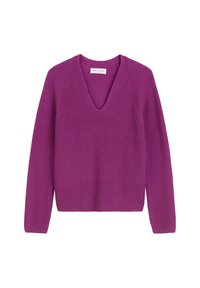 V-Ausschnitt Pullover in lebhaftem Lila, gerippte Textur, lange Ärmel, lockere Passform, mit dezenten Seitenschlitzen und einem Etikett am Ausschnitt.