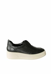 Schwarze Leder-Slipper-Sneaker mit Kroko-Optik, ausgestattet mit einer cremefarbenen Plattformsohle und elastischen Seitenpaneelen für ein einfaches Anziehen.