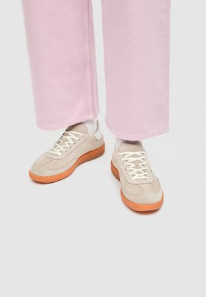 ECCO SOFT 11 W LACE  - Baskets basses - pure cashmere bright white