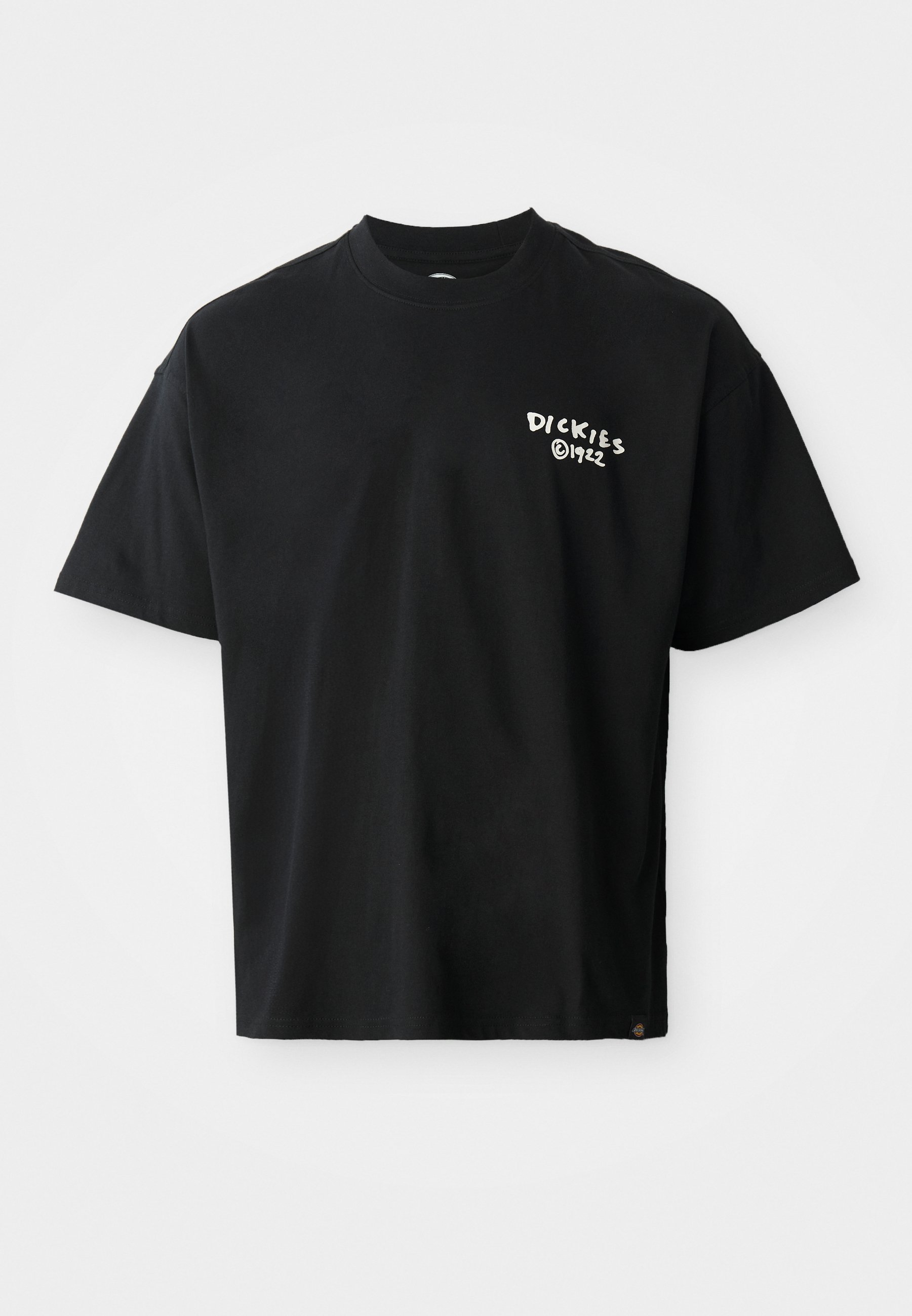 Camiseta negra de manga corta hecha de algodón con un corte holgado. Presenta un logo blanco de "Dickies" en el frente. Cuello redondo, color sólido.