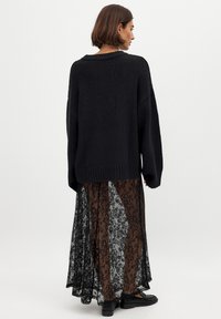 NA-KD Maxikjol - black