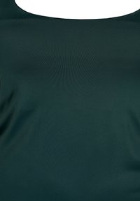 Thumbnail Image 6