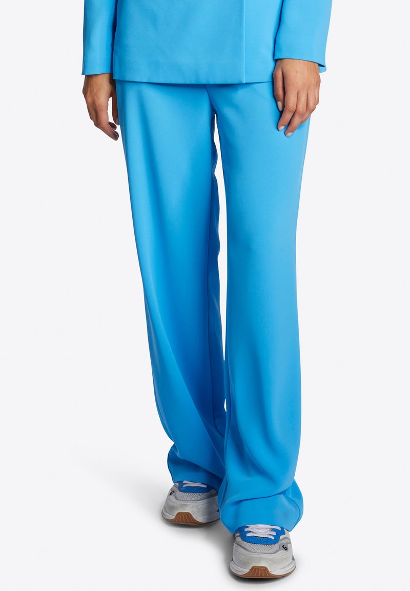 Rich & Royal HOSE MIT WEITEM BEIN Nadrágok daisy blue/kék Zalando.hu