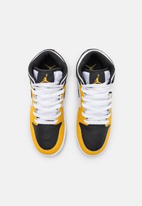 Jordan AIR JORDAN 1 UNISEX - Visoke tenisice - yellow ochre/black/white