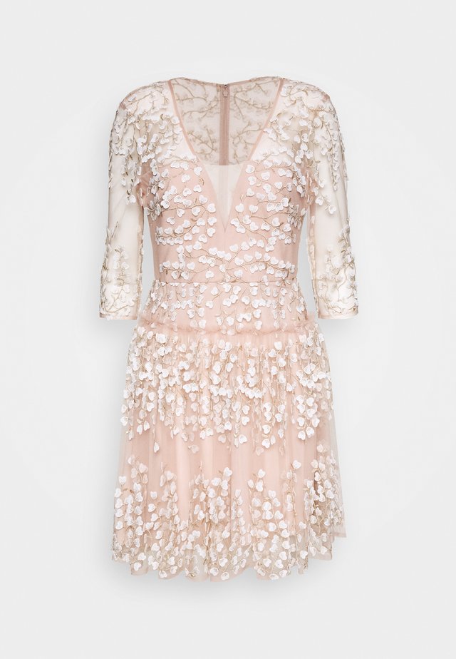 EVE DRESS - Juhlamekko - bare pink