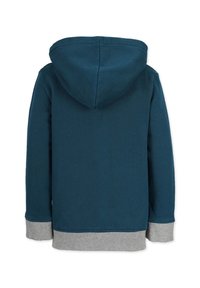 Mörk teal hoodie med grå ribbad nederkant och muddar. Har en känguruficka och en enkel design. Material i bomullsblandning.