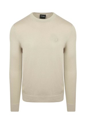 Beiger Pullover aus schimmerndem Strickstoff. Verfügt über einen runden Halsausschnitt und eine schmale Passform mit einem dezenten Logo-Akzent auf der Brust.