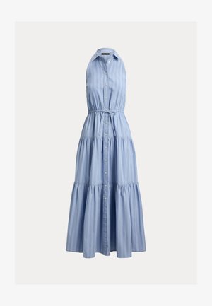 Bezrekawna, jasnoniebieska sukienka midi w paski, z kołnierzem, zapinana na guziki z przodu, z marszczonymi falbanami i paskiem do wiązania w talii.