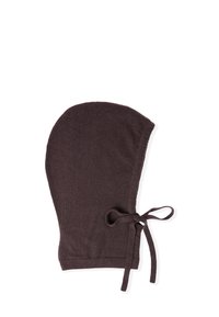 Balaclava in maglia marrone con parte superiore arrotondata e chiusura a lacci sul collo. Texture morbida con una finitura liscia e senza pattern visibili.