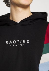 Kaotiko SUD CAP WALKER UNISEX - Sweatshirt com capuz - black