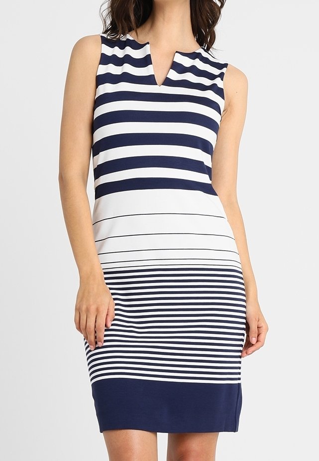 Sansihkaksi, jossa on rohkeat laivastonsiniset ja valkoiset vaakaraidat. V-mallin kaulus ja vartalonmyötäinen leikkaus, jonka alaosa on tummansininen.