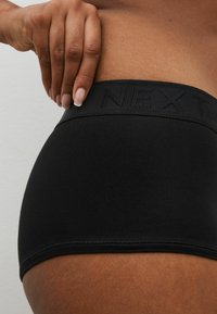 Next RICH LOGO KNICKERS FOUR PACK - Kratke gaće - monochrome heart print stripe
