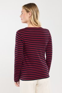 Langærmet skjorte i marineblå med røde vandrette striber, med en rund halsudskæring og en behagelig pasform.