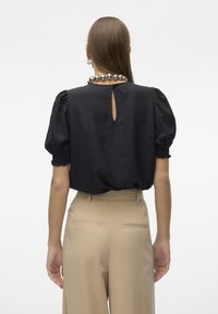 Vero Moda VMMELONEY SMOCK - Tričko s potlačou - black