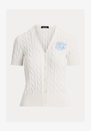 Weißer Strickcardigan mit kurzen Ärmeln, V-Ausschnitt, Knopfleiste, geripptem Saum und blauem, gesticktem Monogramm auf der linken Brust.