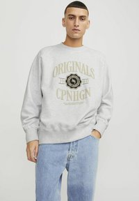 Jack & Jones MIT RUNDHALS - Sudadera - white melange